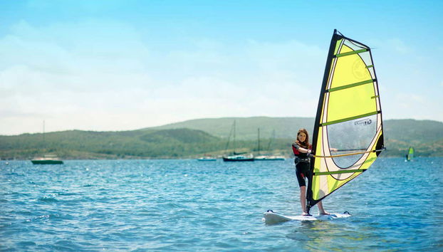 Windsurfing Class in Fornells - Foto 5