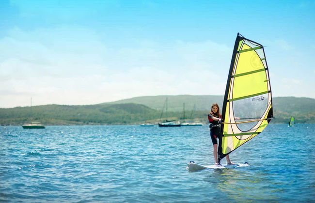 Curso de windsurf en Fornells - Foto 5