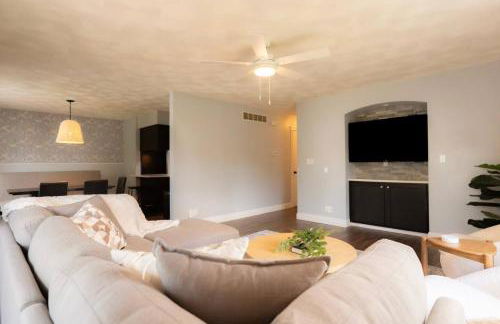 The Family Haven - 3BD 3BA Home in East Peoria - Foto 11