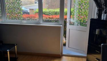 Beautiful Ground floor flat in the Heart of Rochester with balcony mobility friendly - Foto 5