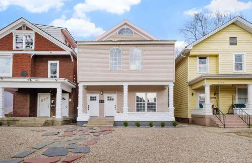 Spacious retreat w private backyard near downtown - Foto 7