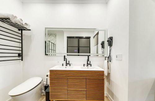 Home in Heart of Wilton Drive, 4 Mi to Beach - Foto 24