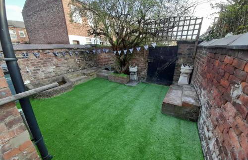Chic 5 double bedroom house - 15 min to Manchester - Foto 69