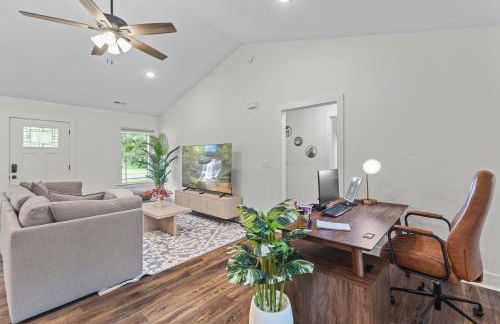 Edgewood - Work Friendly & Near Downtown - Foto 10