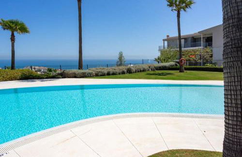 Sunny terrace with Jacuzzi by Costarentals- Ref 26 - Foto 14