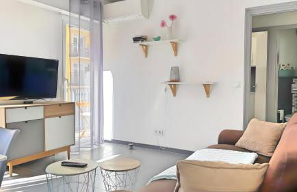 Appartement confortable avec balcon - Proche Gare Riquier SNCF - Foto 21