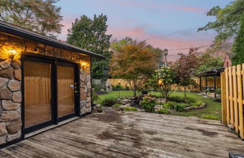 Steps to Edgewater - Sleeps 14 - Fun Game Room Retreat - Foto 74