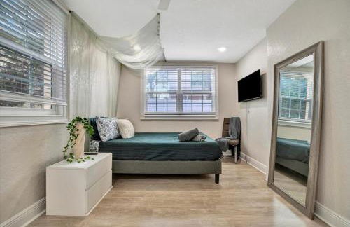 Half Mile from ZooTampa - Fun - Foto 52