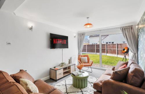 Grab a Deal Today! Massive Home For Contractors & Parking for 4 - Foto 24