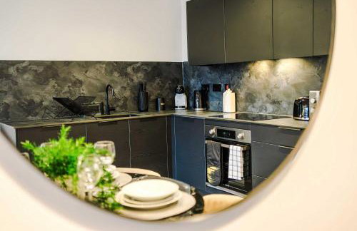 Modern 2BR Apartment w Secure Parking Salford - Foto 11