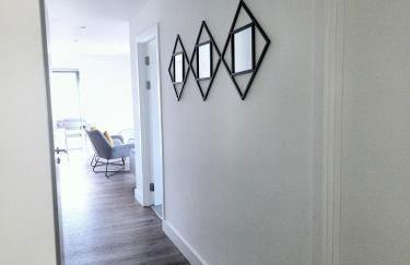 2 Bed Balcony Apt-Free Parking-Ideal for Work or Leisure - Foto 33