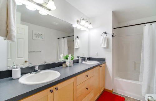 Welcoming Medford Home Near Parks and Downtown! - Foto 14