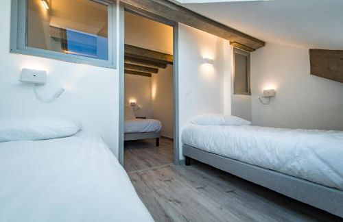 Duplex in Albiez-Montrond with balcony - Photo 39