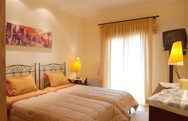 Beautiful 9-bed Villa in Gouvia With Tennis Court - Foto 3