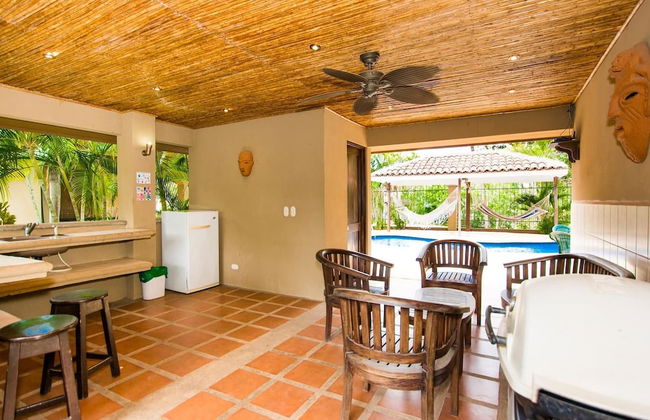 Charming unit that sleeps 4 - with pool - walking distance from Brasilito Beach - Photo 29