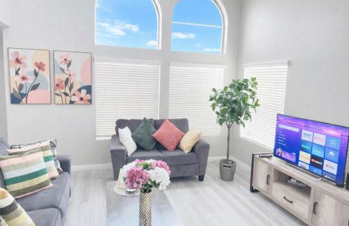 Newly Remodeled Pool Villa 3BD 3BA By Summerlin - Foto 5