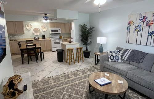 Beachside Condo in Cocoa Beach, Florida - 125 Feet to Beach! - Foto 5