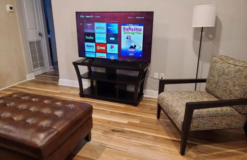 Great Spot near LSU and Mike the tiger - Foto 14