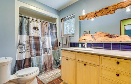 Private Peninsula! Laurel Lake Retreat with 3 Piers - Foto 13