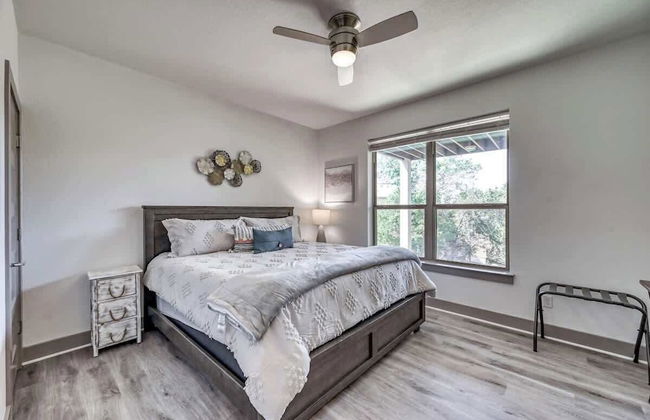 Upscale 5BR Home on Lake Travis With Hottub & Lake Views - Foto 6