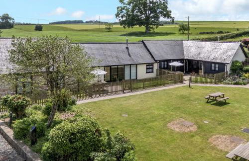 Keepers Cottage - Photo 33