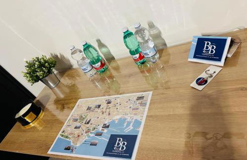 Airport Air Terminal 21 - Photo 13