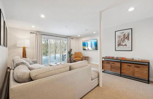 Winnisquam Landing Lakefront Firepit Deck - Foto 29