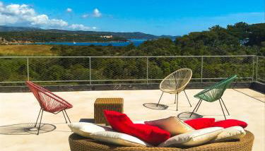 Villa esprit moderniste avec piscine - Foto 1