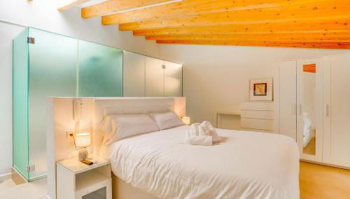 Duplex with Private Garage by PriorityVillas - Photo 2, Shower