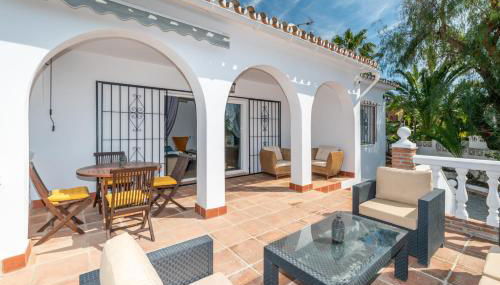 VILLA BARRANCO Big terrace, private pool & parking - Photo 2