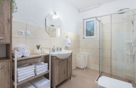 Villa Pendolina with pool and grill in Umag - Foto 25