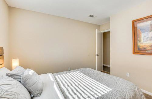 5 Mi to Fort Worth Stockyards Home with Yard! - Foto 19