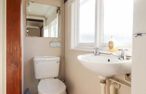 Vine Cottage - Photo 21