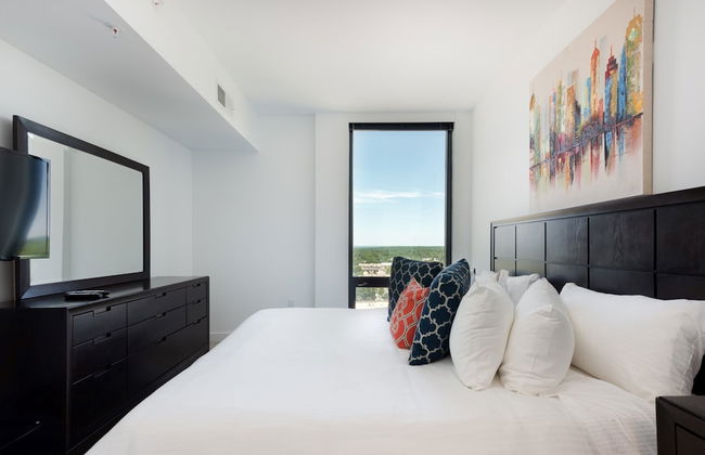 Global Luxury Suites at Reston Town Center - Photo 30