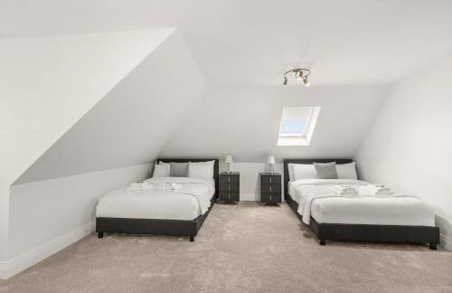 New! Trendy 5BR with Garden and Parking near Wimbledon - Foto 7