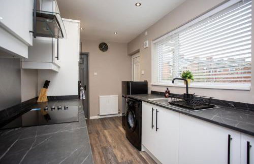 Modern Interior Spacious Four Bedroom Apartment - Foto 6