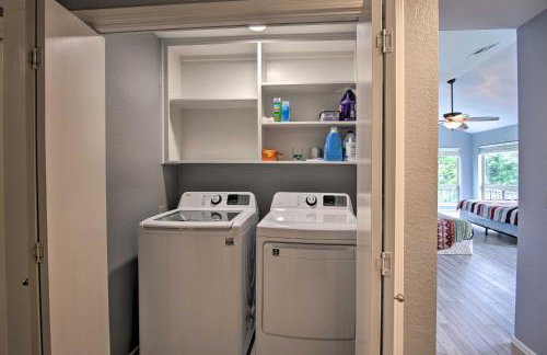 Lakefront Home with Private Beach Access! - Foto 20