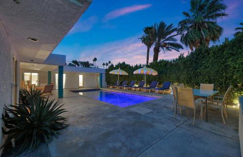 The Ricardo! Mid-Century Villa with Saltwater Pool - Foto 48