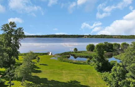 Lake Front Home with Pool and Stunning Views - Foto 37