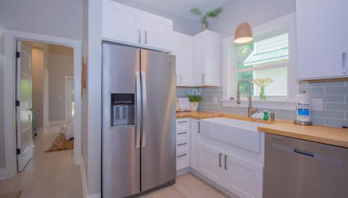 Charming 2 Bed 2 Bath Home Near Ocean Creek Golf Course - Foto 2