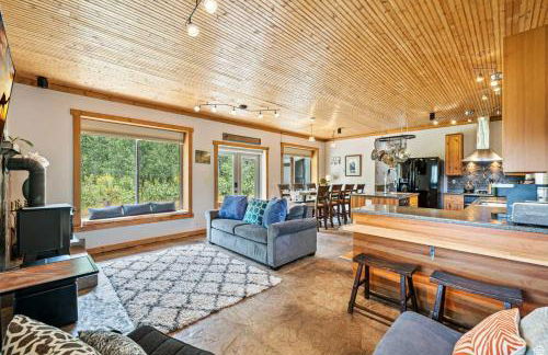 Rustic 5BR Escape with Private Hot Tub 25min to Park City - Foto 8