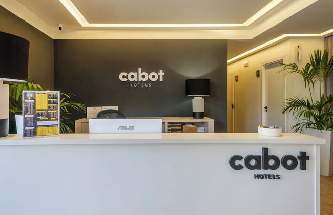 Cabot Tres Torres Apartamentos - Foto 2