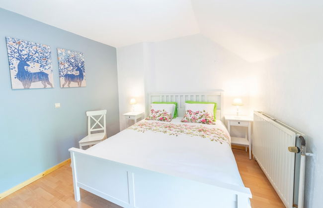 Theux Farmhouse With Garden - Photo 9