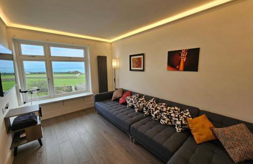 Seaview Home with Private Garden, BBQ, Decking & Fire Pit - Foto 7