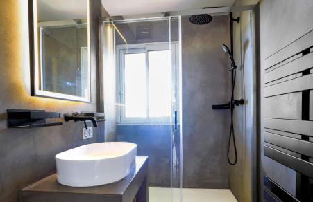 Rooftop with a Seaview - Photo 15