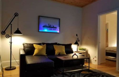 Super Close to Hot Spots in Ohio City, Cleveland - Foto 6