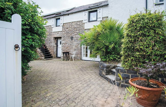 The Loft - 1 Bedroom Apartment - Photo 1