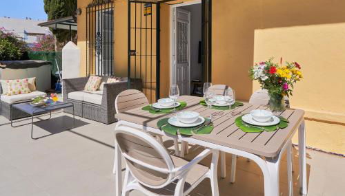 Villa Rosita Suites en Playa de la Malagueta con terraza - Foto 5