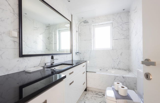 Elegant Coastal Haven Fully Renovated 3-bedroom Apartment - Foto 13