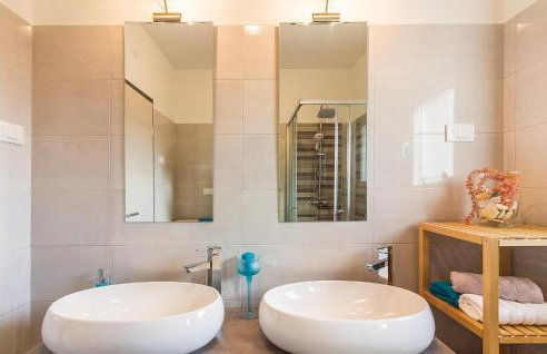 Three-Bedroom Holiday Home In Cetinici - Foto 33